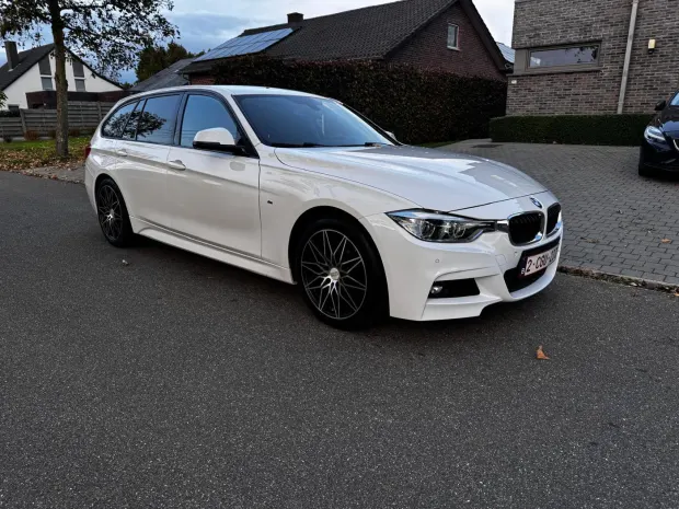 BMW 3 Series Touring (320d), 2012